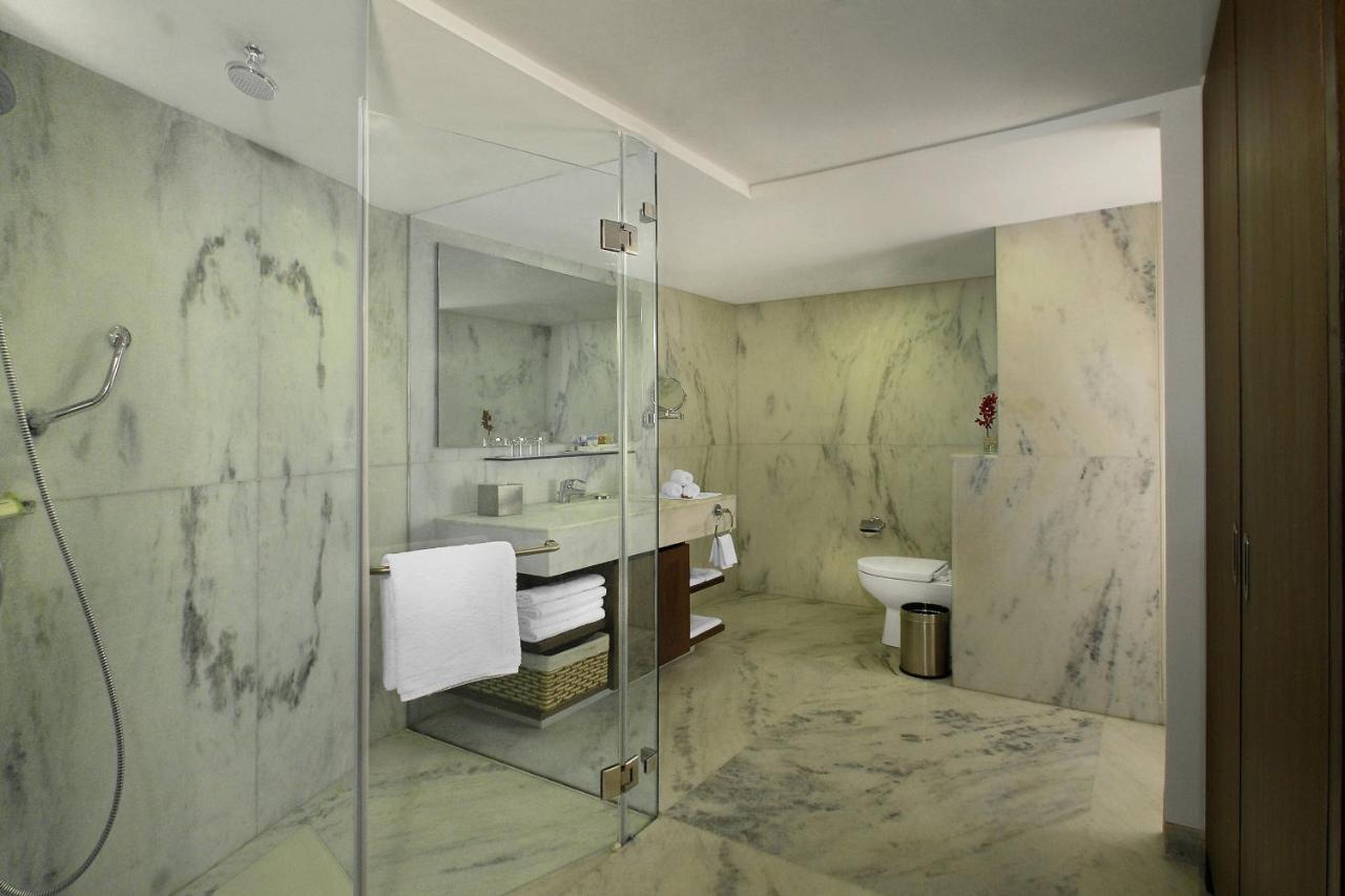 Four Points By Sheraton Hotel And Serviced Apartments Pune Exterior foto