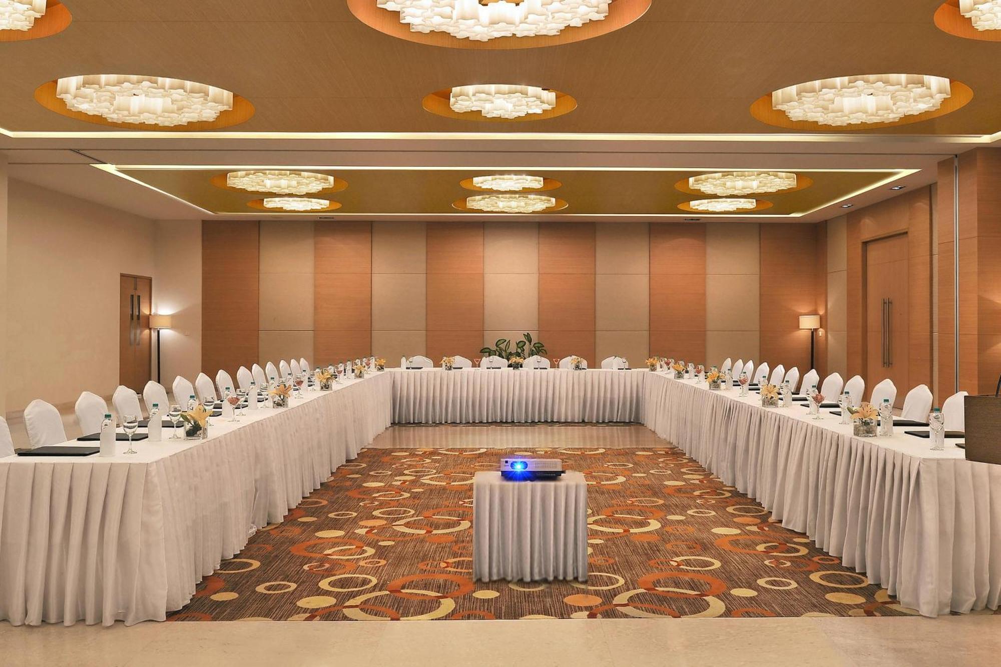 Four Points By Sheraton Hotel And Serviced Apartments Pune Exterior foto