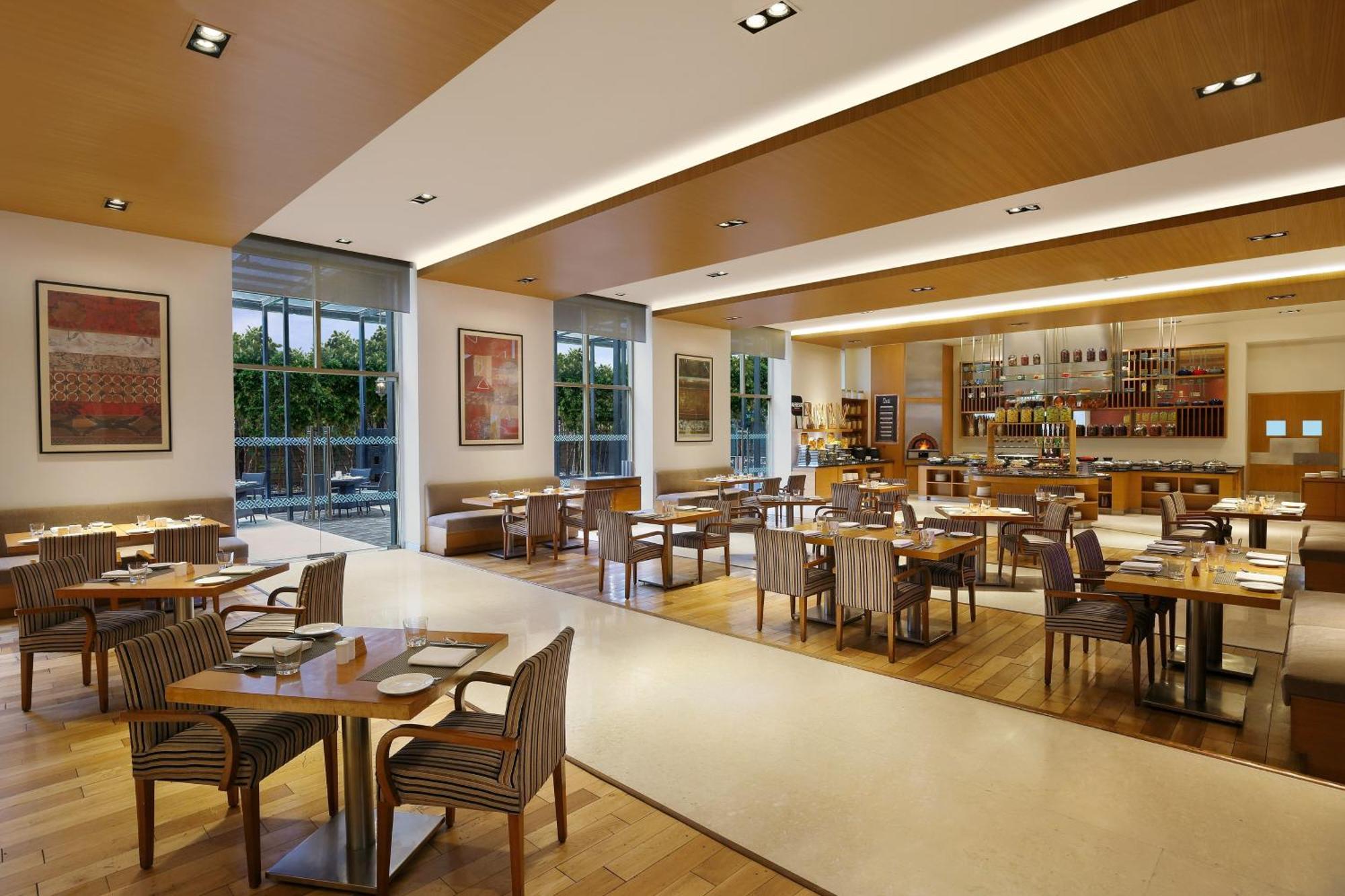 Four Points By Sheraton Hotel And Serviced Apartments Pune Exterior foto
