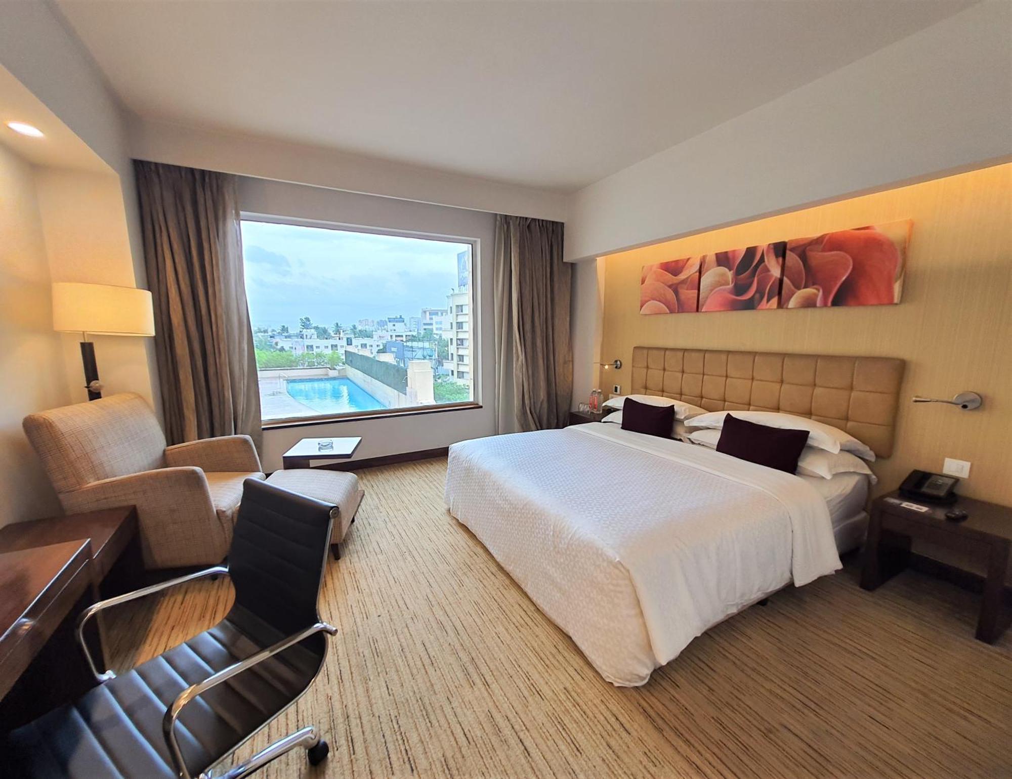 Four Points By Sheraton Hotel And Serviced Apartments Pune Exterior foto